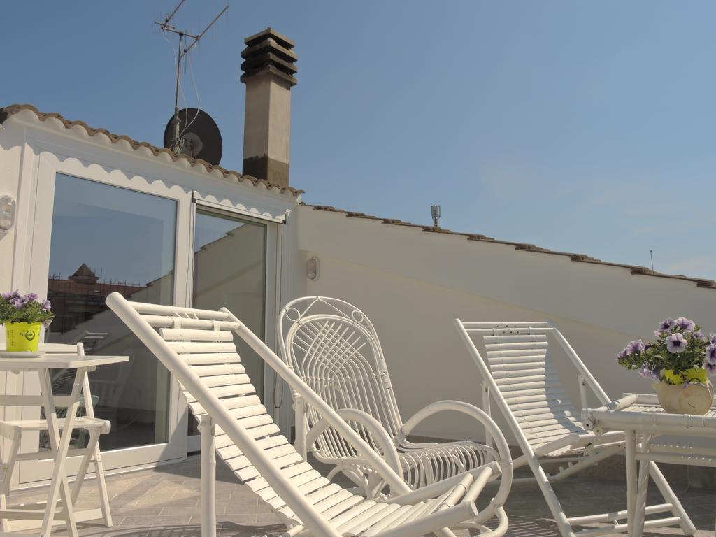 Holiday Alghero Apartment ภายนอก รูปภาพ