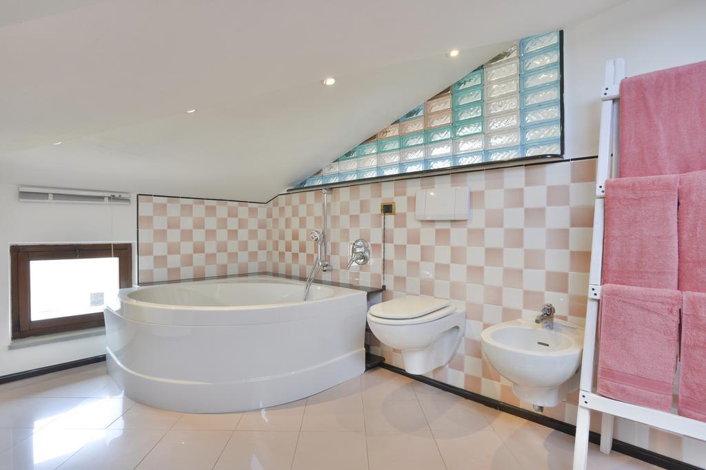 Holiday Alghero Apartment ภายนอก รูปภาพ